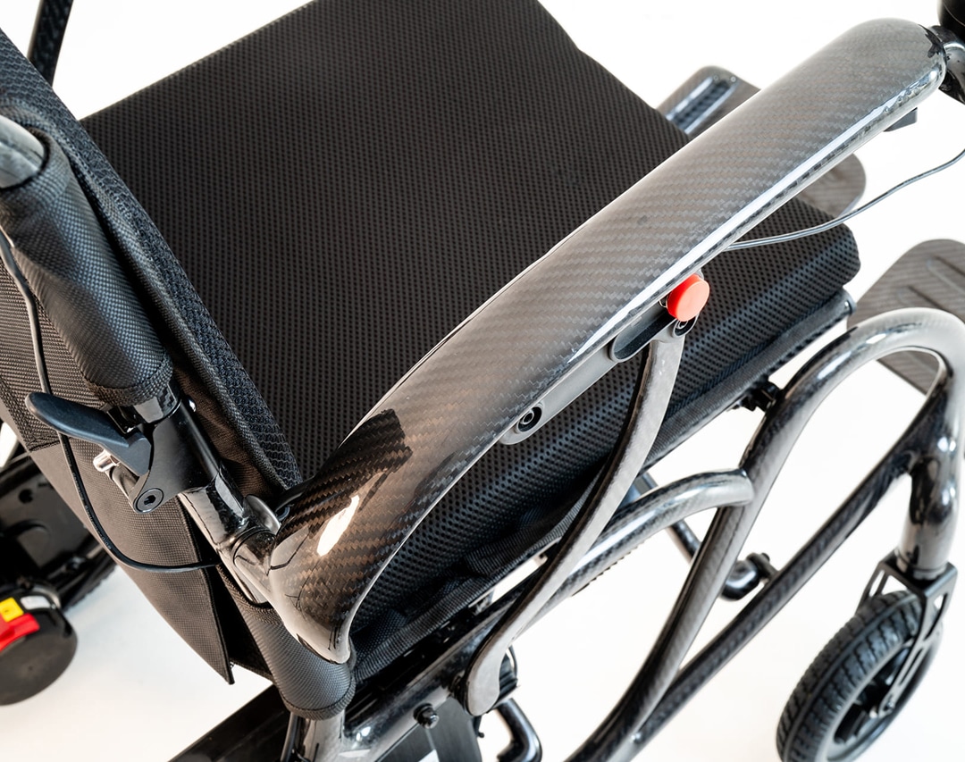 Silla de ruedas eléctrica de fibra de carbono - Imagen 3